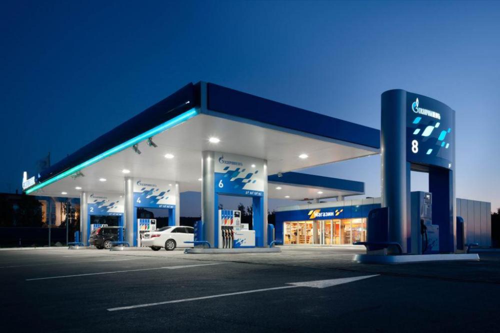 На омских заправках изменилась стоимость топлива — смотрим актуальные цены
